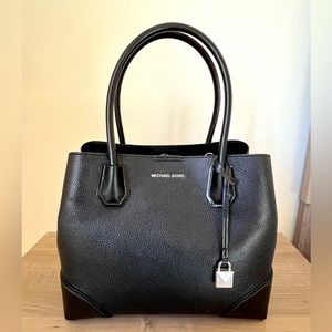 Michael Kors Black Leather Shoulder Bag